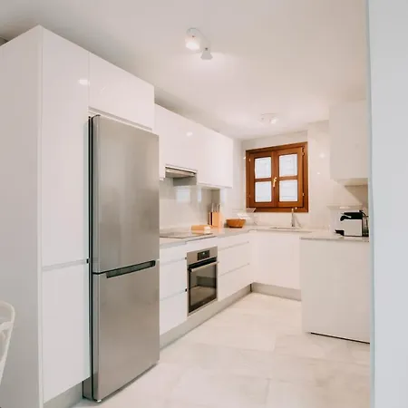Tuguest Alhambra House Apartment