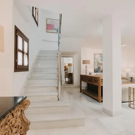 Tuguest Alhambra House Apartment Granada